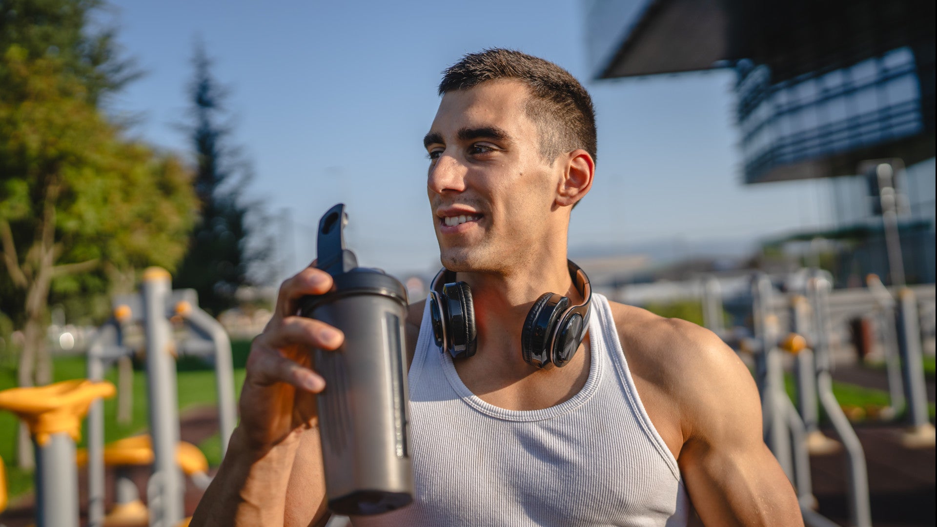 Man drinking mass gainer shake