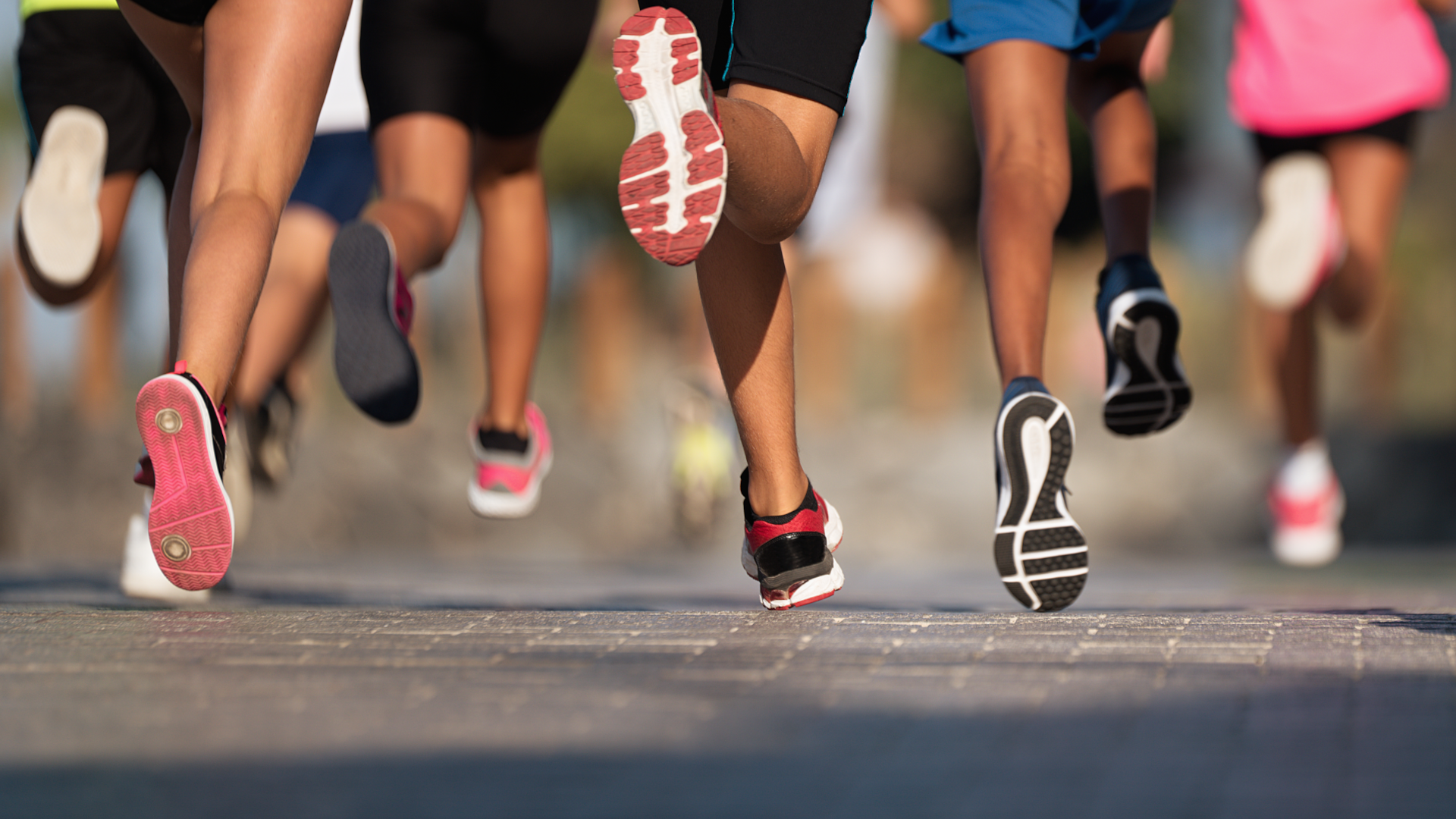 10 Essential Marathon Training Tips For First-Time Runners